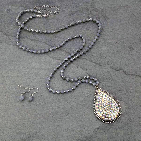 Teardrop Stone Pendant Necklace