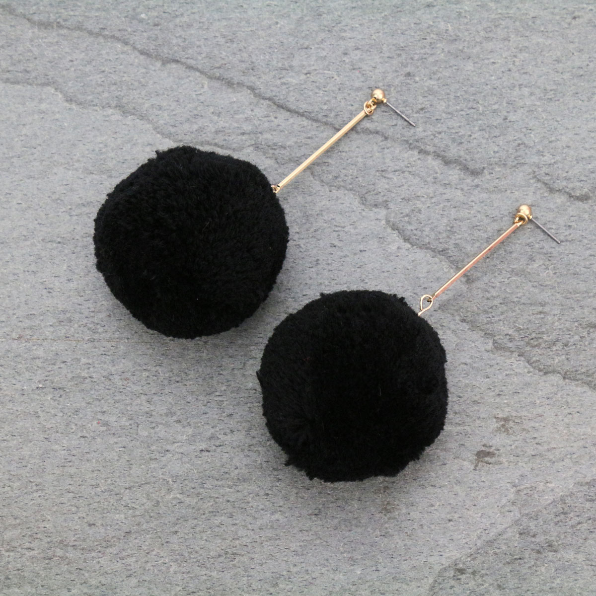 Wool Yarn Stud Earrings-TE-0160/BLK