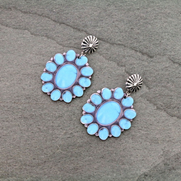 Western Design Stud Earrings