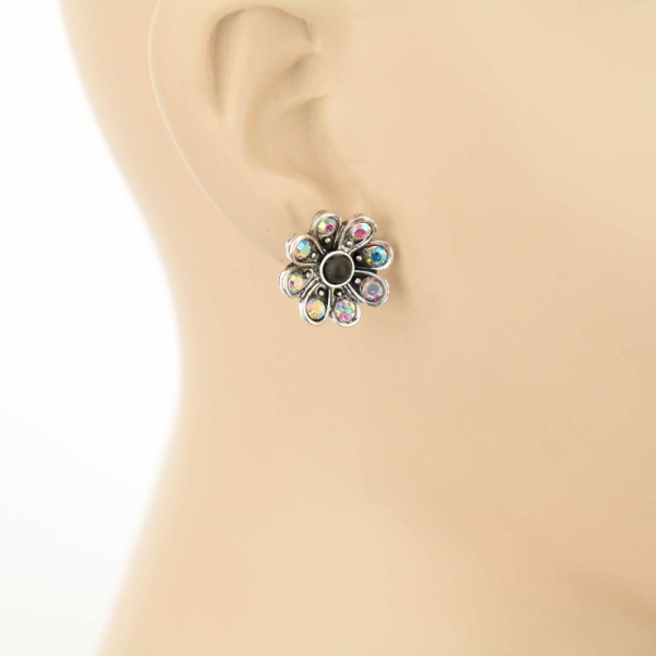 3 Pair Flower Earring Set - Image 4