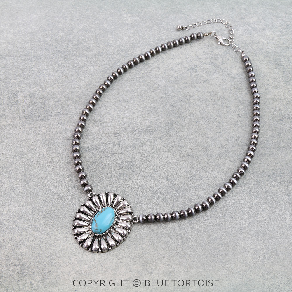 Western Concho Pendant Necklace