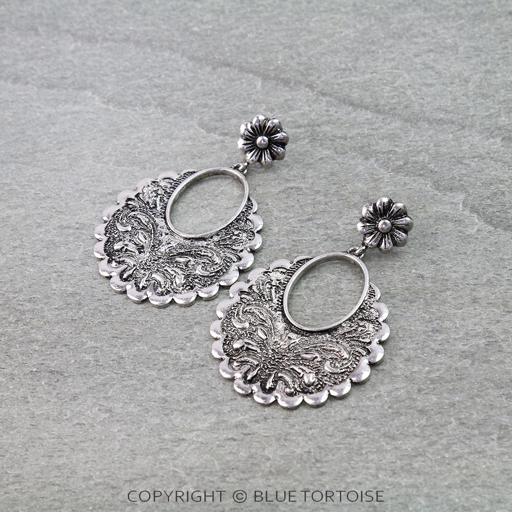 Western Design Stud Earrings