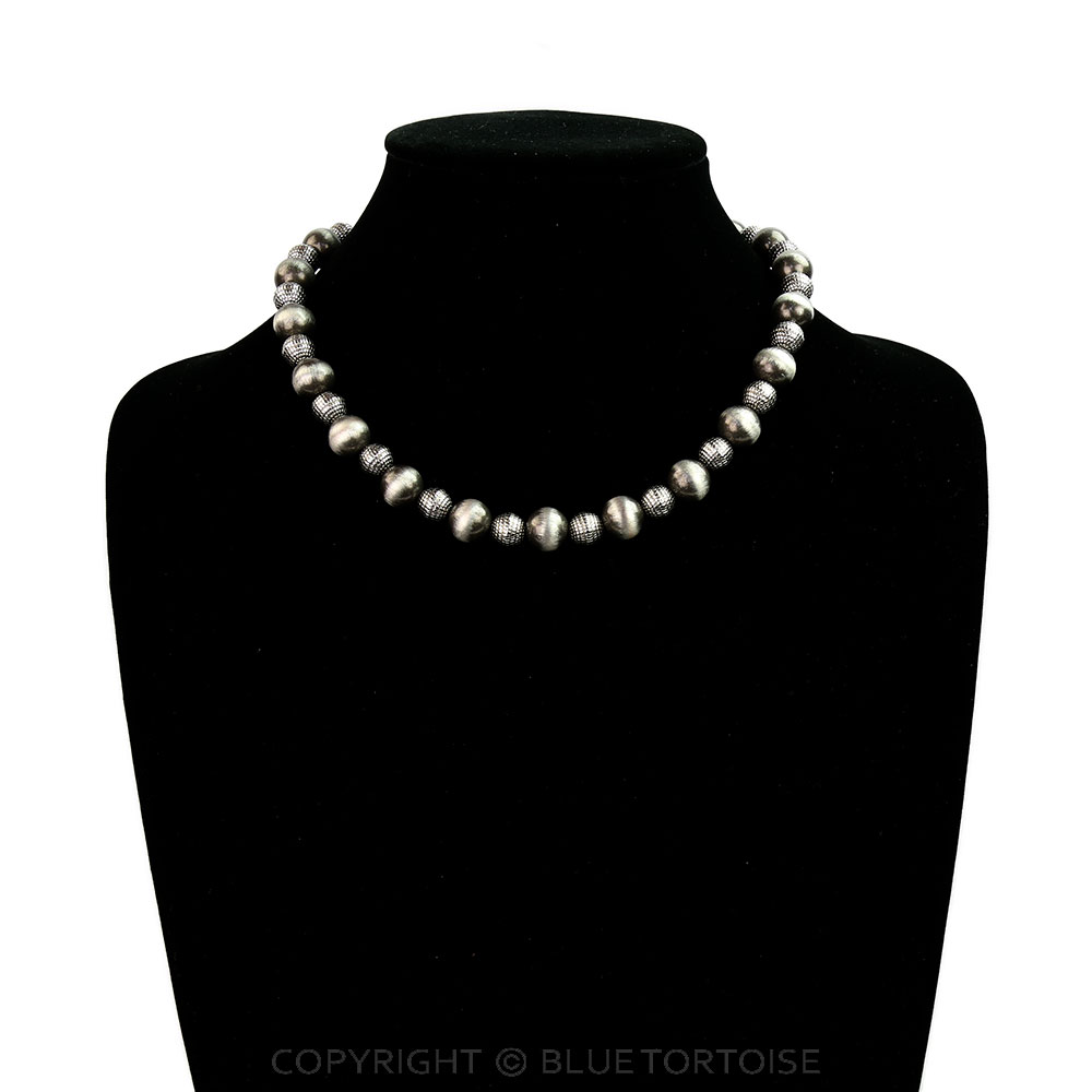 Navajo Style Pearl Necklace - Image 2