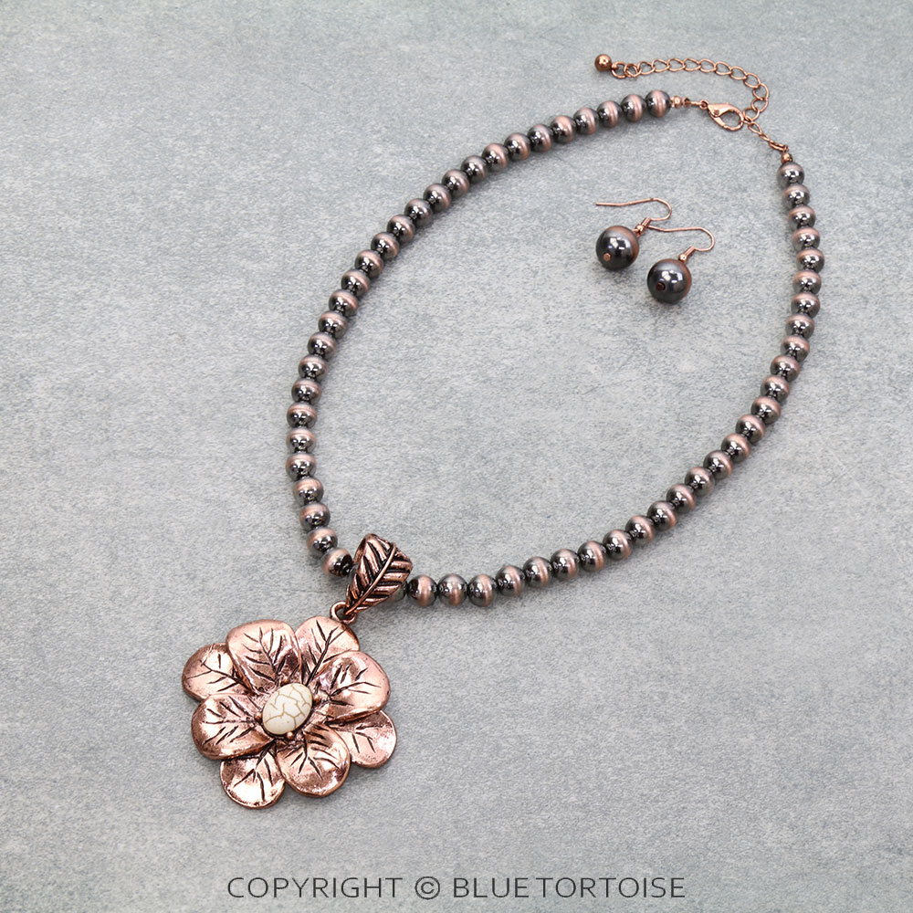 Western Flower Stone Pendant Necklace Set