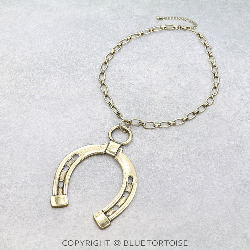 Western Horse Groove Pendant Necklace
