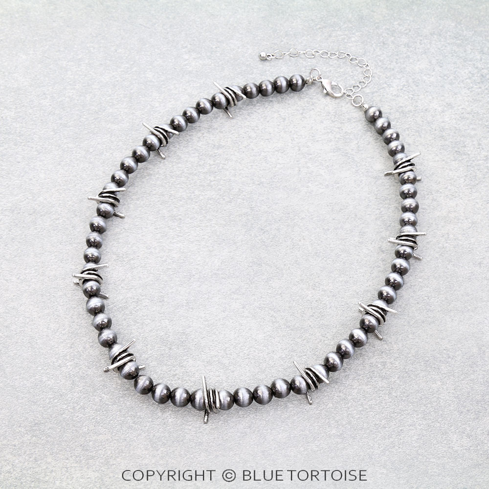Navajo Style Pearl & Barbed wire Necklace