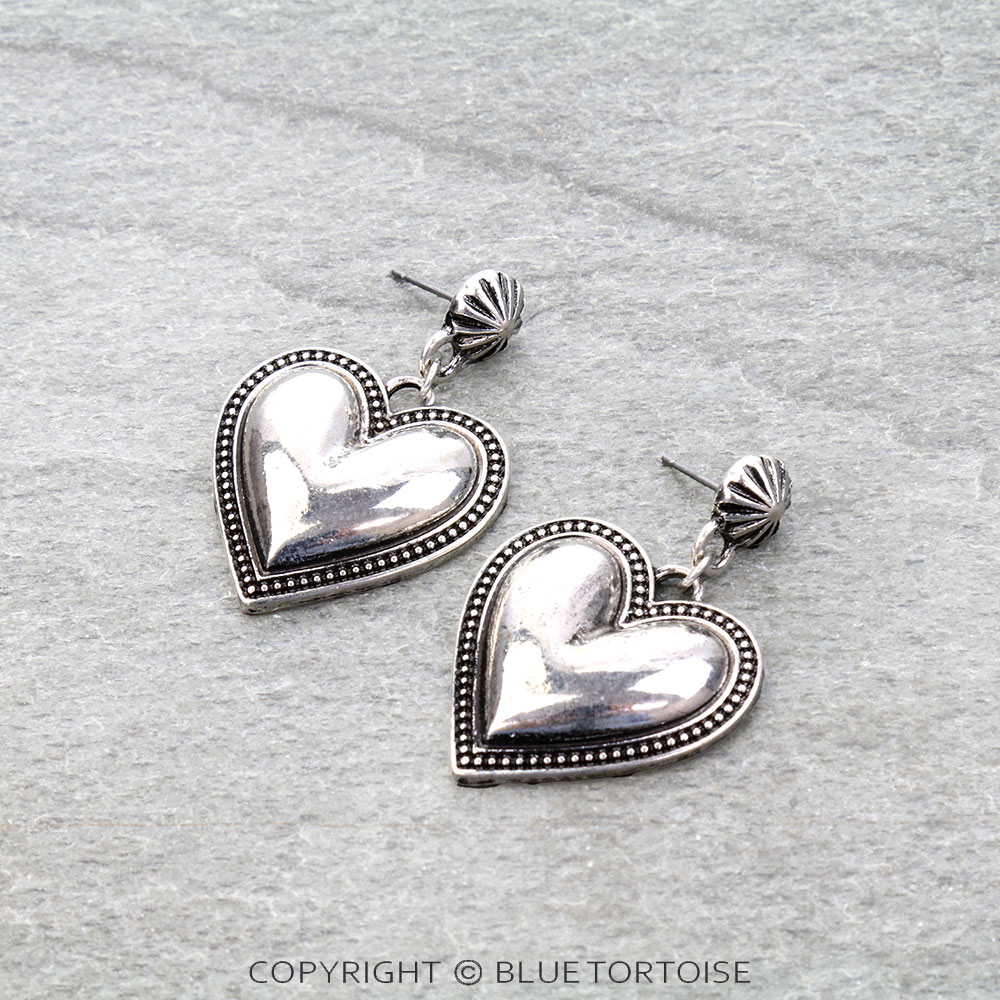 Western Ball TXR Heart Stud Earrings