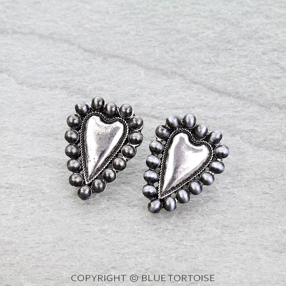 Navajo Style Pearl Heart Stud Earrings