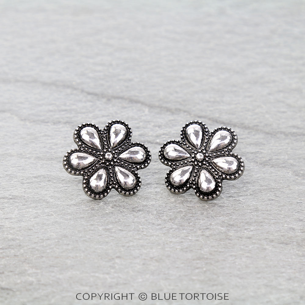 Western Ball TXR Flower Dangle Earrings