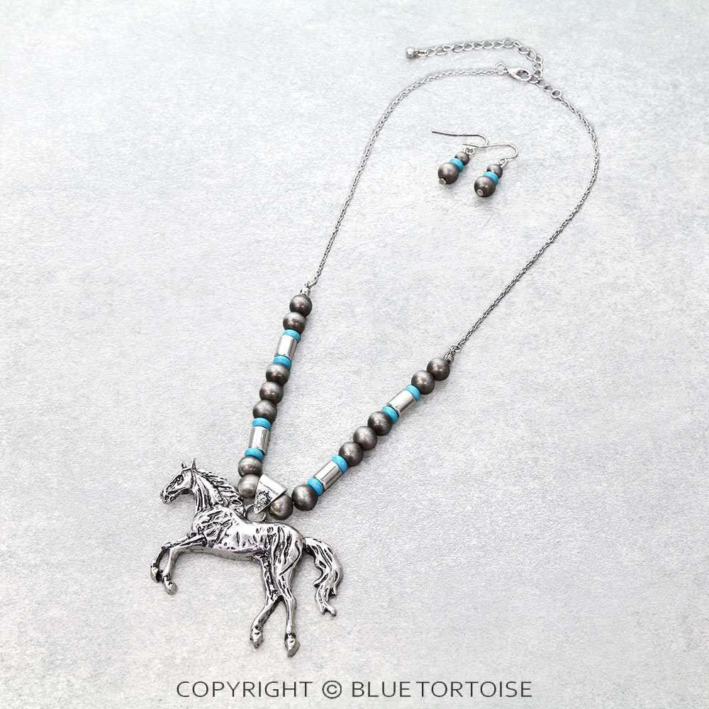 Western Horse Pendant Necklace Set