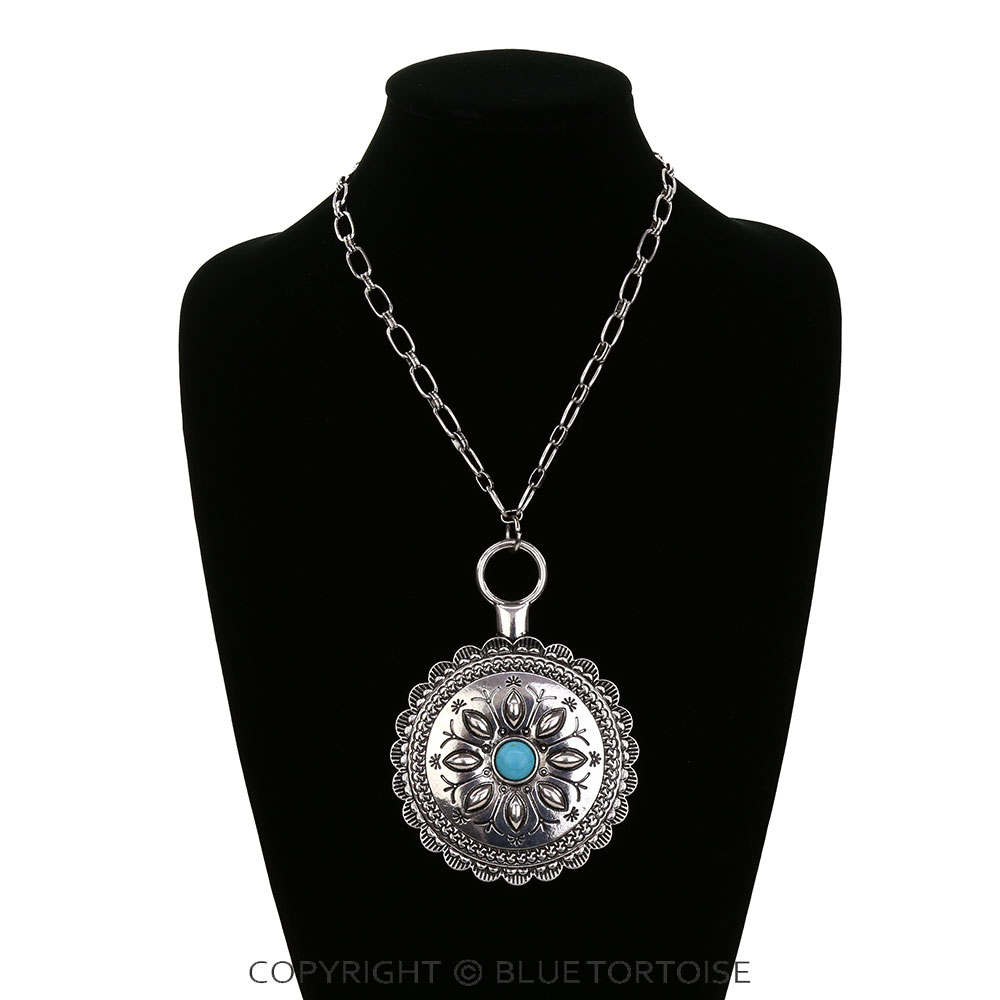 Western Concho Pendant Necklace - Image 2