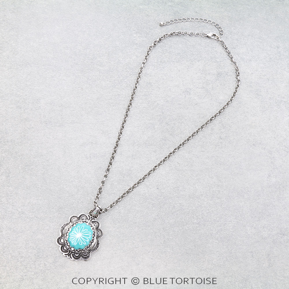Western Concho Print Necklace