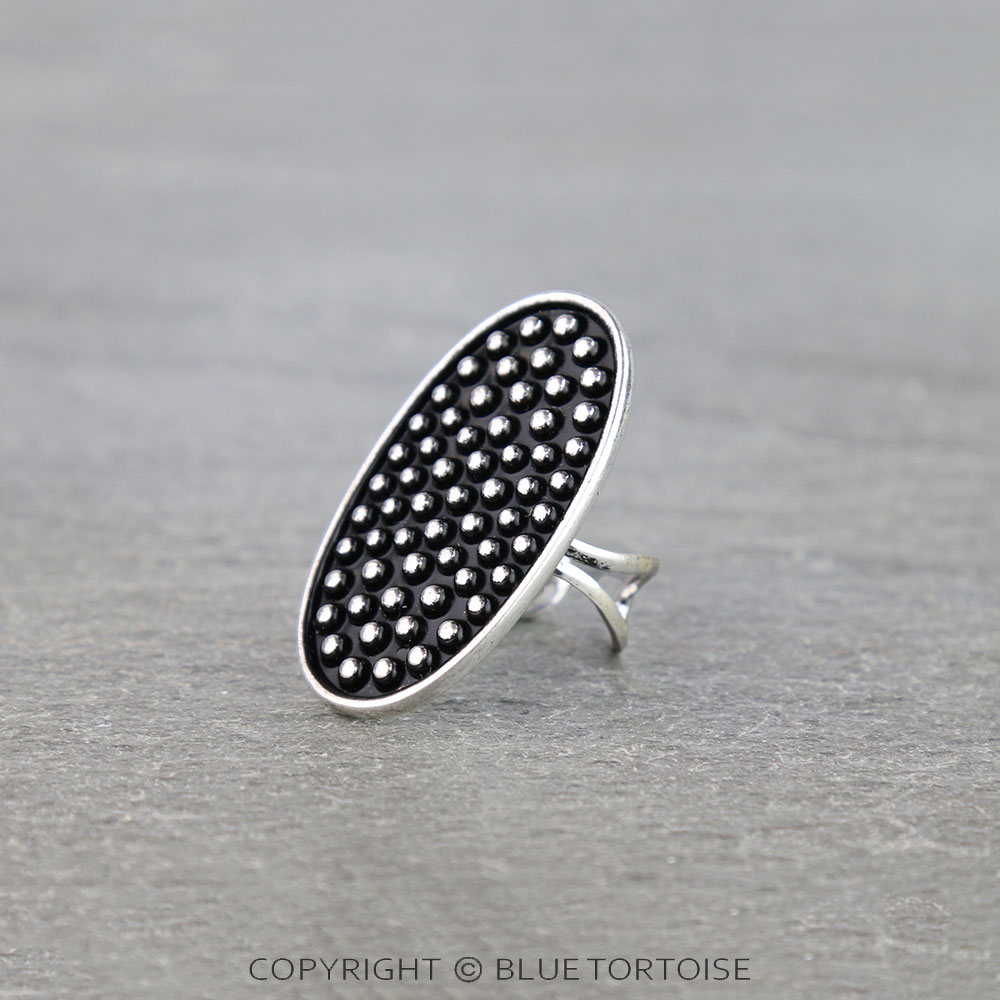 Western Dot Bubble Oval Cuff Ring - Image 2