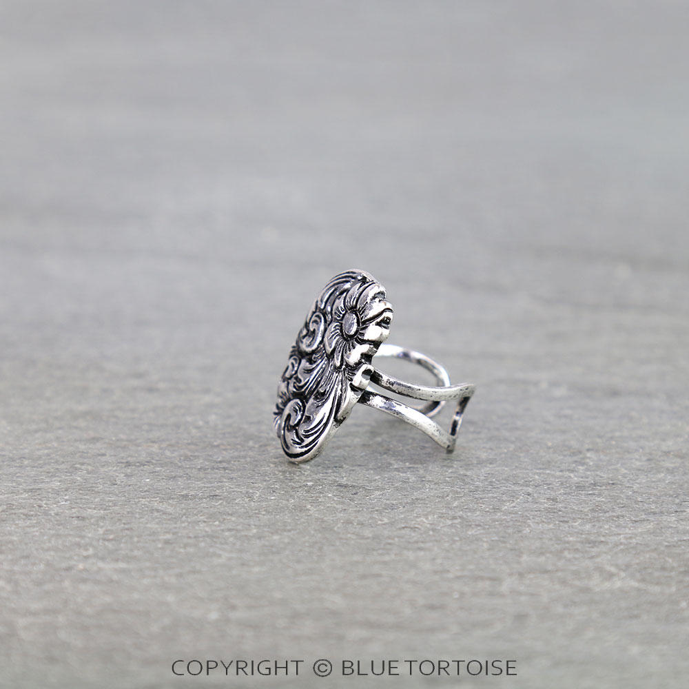Western Oval Etched Flower Cuff Ring - Image 2