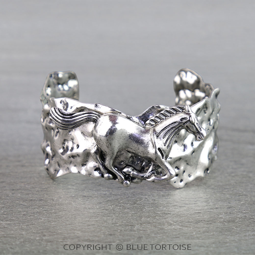 Western Horse Metal Bangle Bracelet