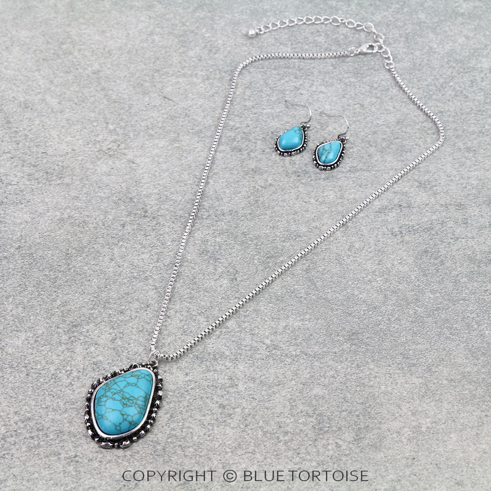 Western Organic Shaped Stone Necklace Set