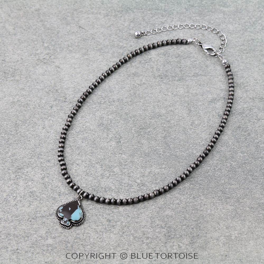 Western Spade Stone Choker