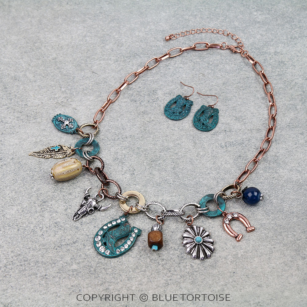 Western Style Charm Necklace Set