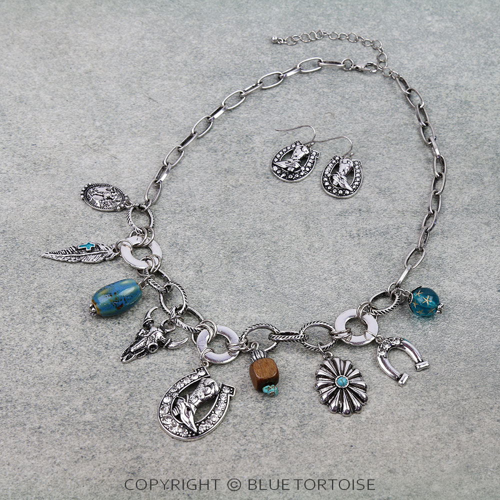 Western Style Charm Necklace Set