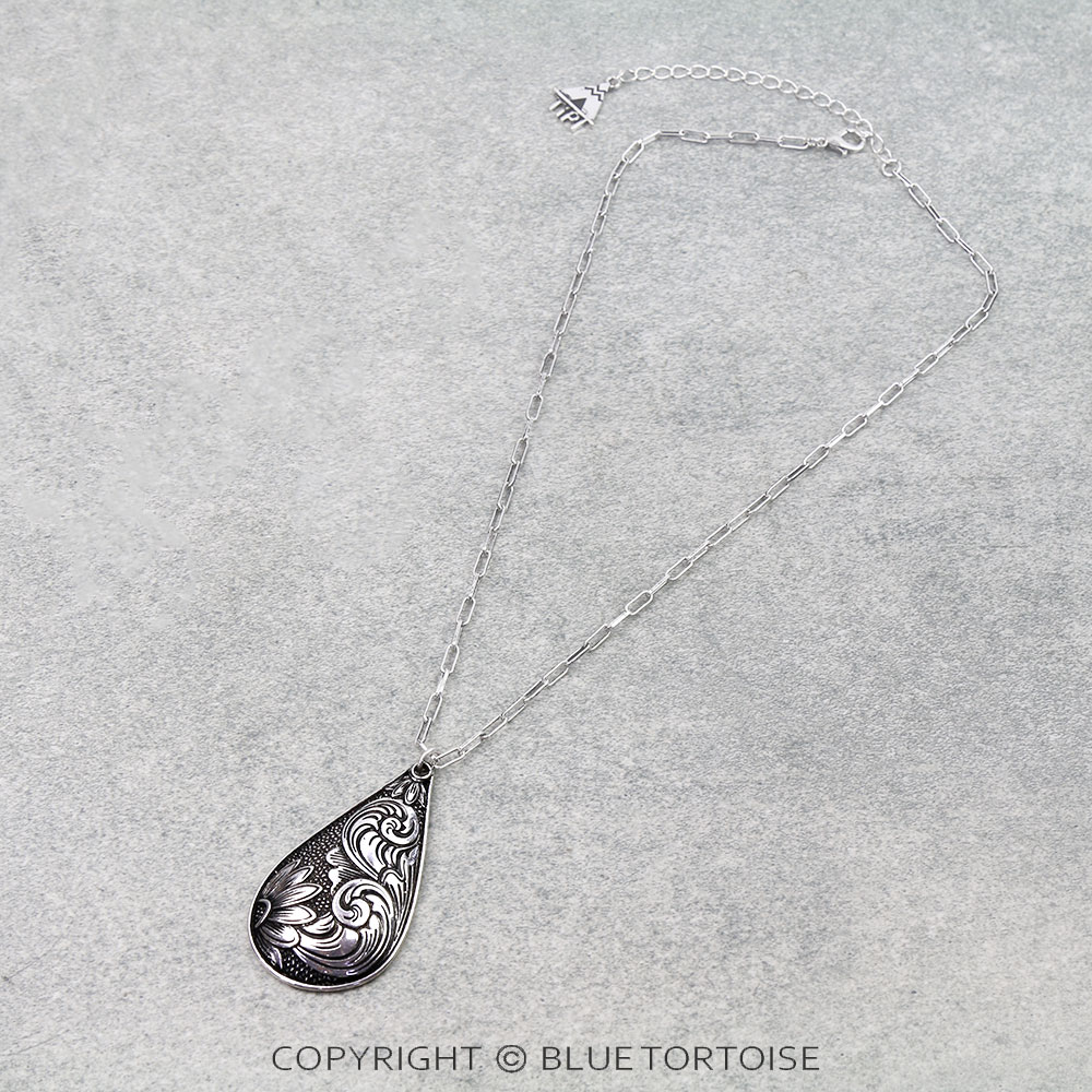 Western Teardrop Etched Necklace
