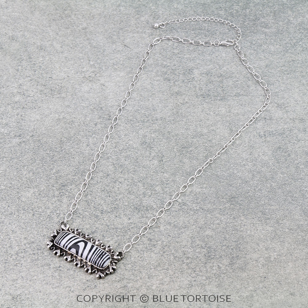 Western Hand Stone Heart Bar Necklace