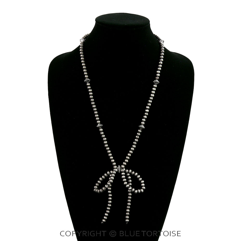 Navajo Style Pearl Bow Necklace - Image 2