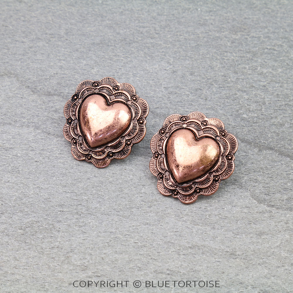 Western Bubble TXR Heart Stud Earrings