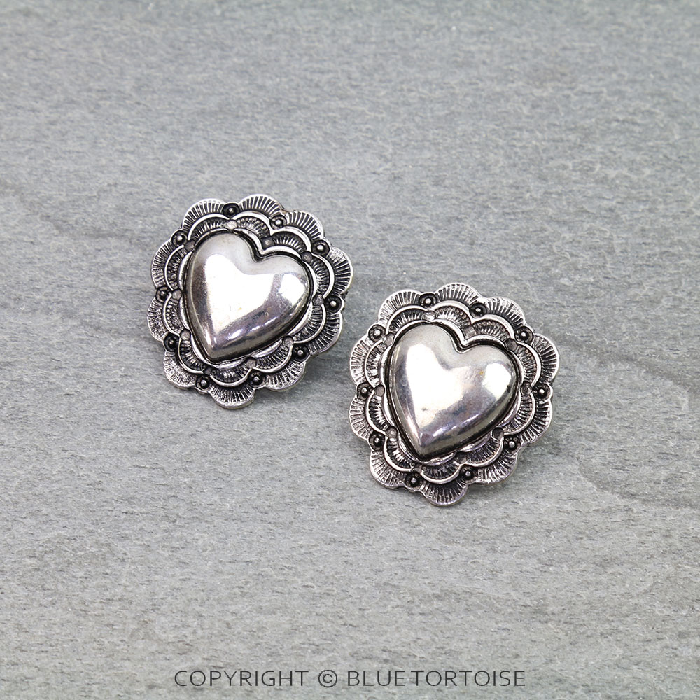 Western Bubble TXR Heart Stud Earrings