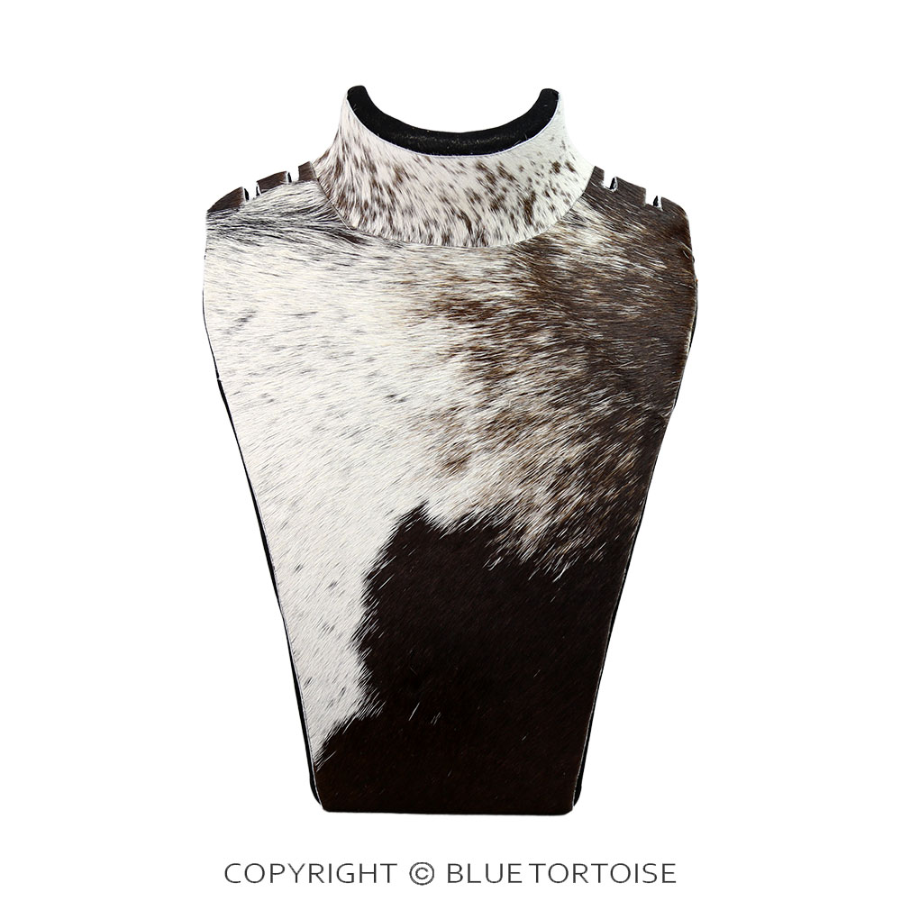 Western Large Fur Necklace Display