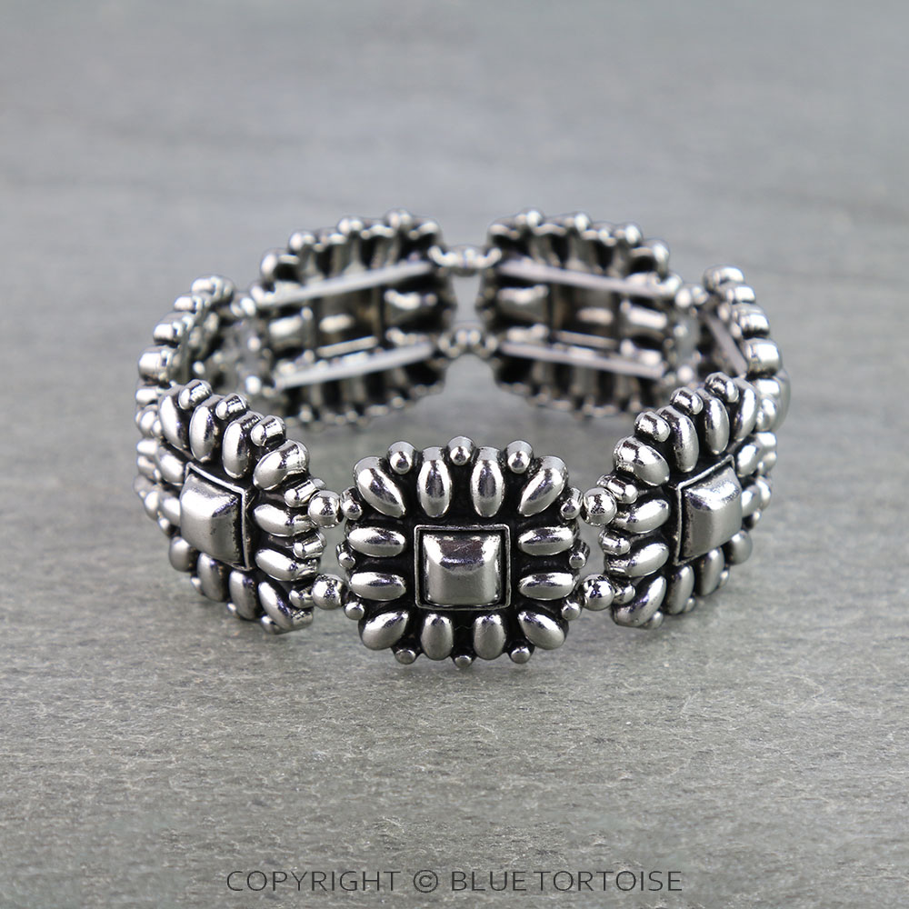 Western Flower Concho Stretch Bracelet