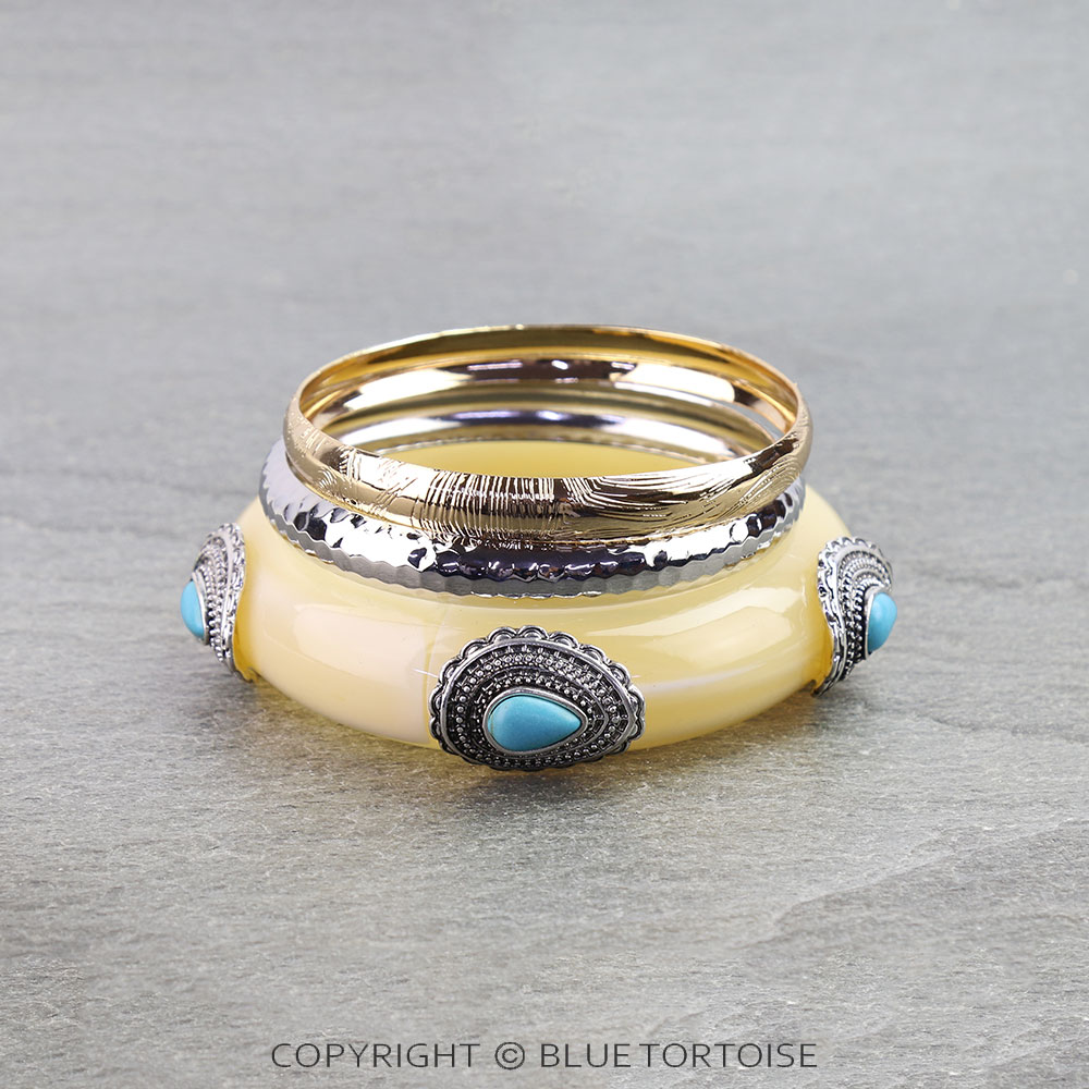 Western Concho Bangle Bracelet
