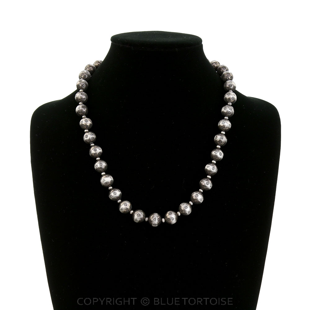 Textured Navajo Style Pearl Necklace - Image 2