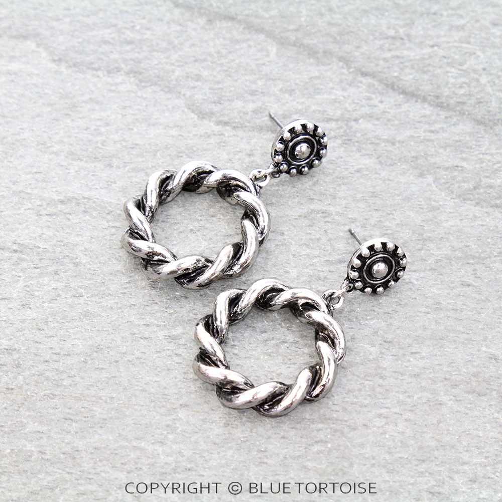 Western Twist Circle Stud Earrings