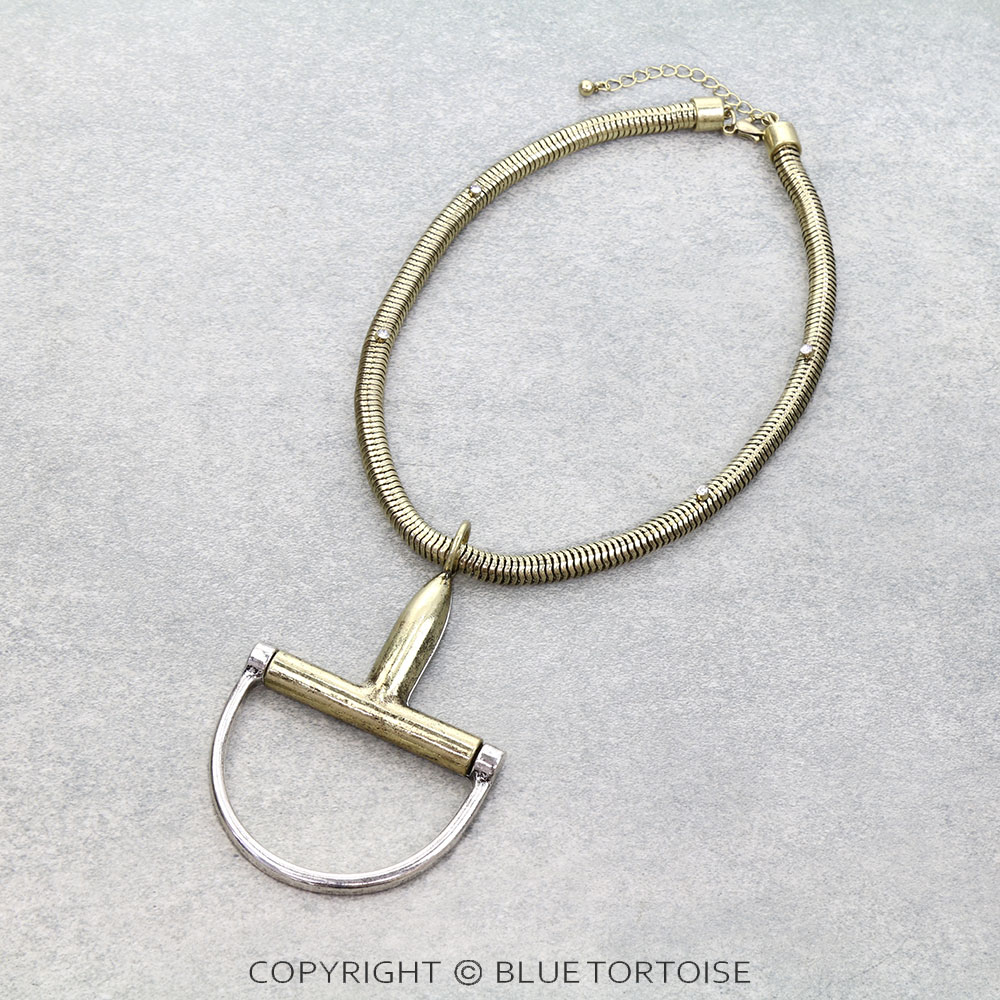 Western Horsebit Snake Chain Necklace