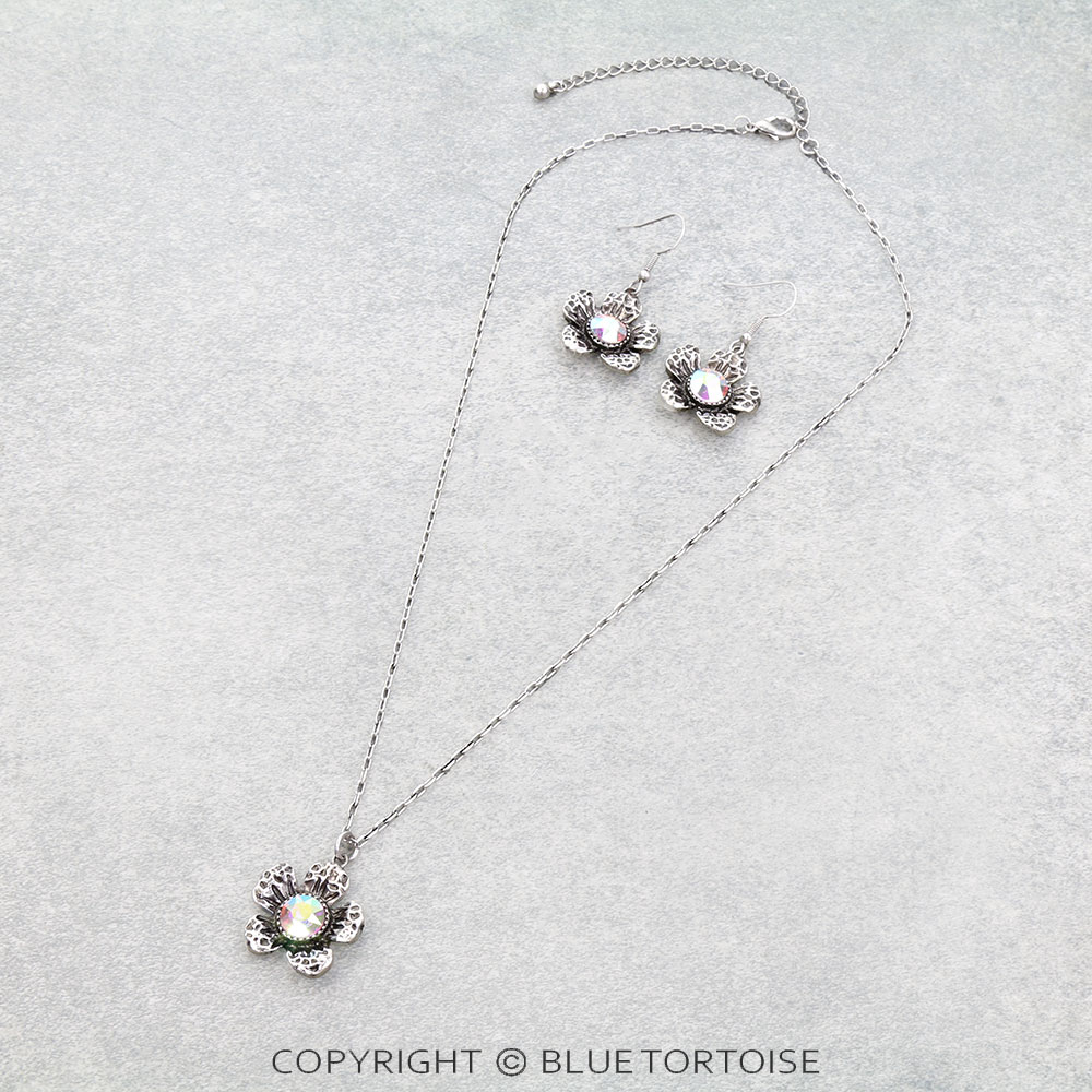 Western Flower Stone Pendant Necklace Set