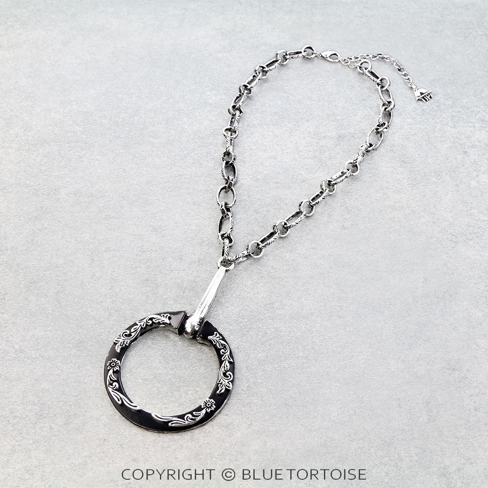 Western Large Decorated Horsebit Necklace