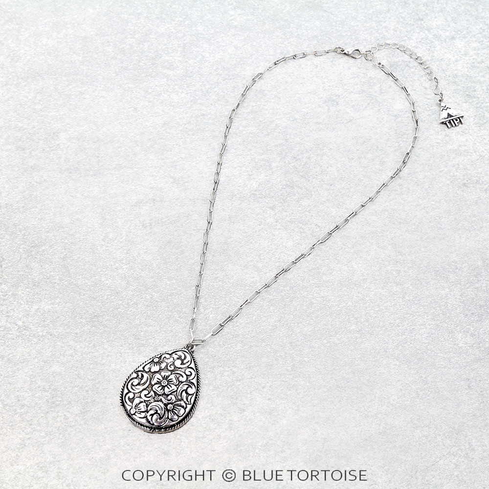 Western Teardrop Engraved Necklace